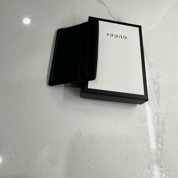 Gucci Black Card Holder with Gold Bee Accent - Picture 6 of 6